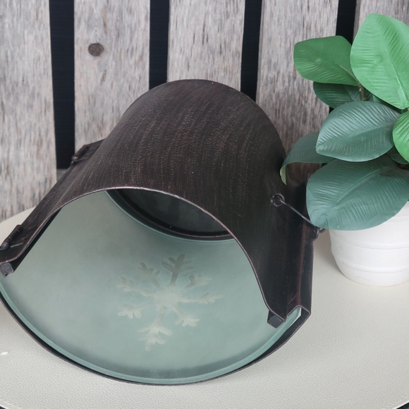 Snowflake Half Moon Shaped Glass Lantern - Picture 3 of 6